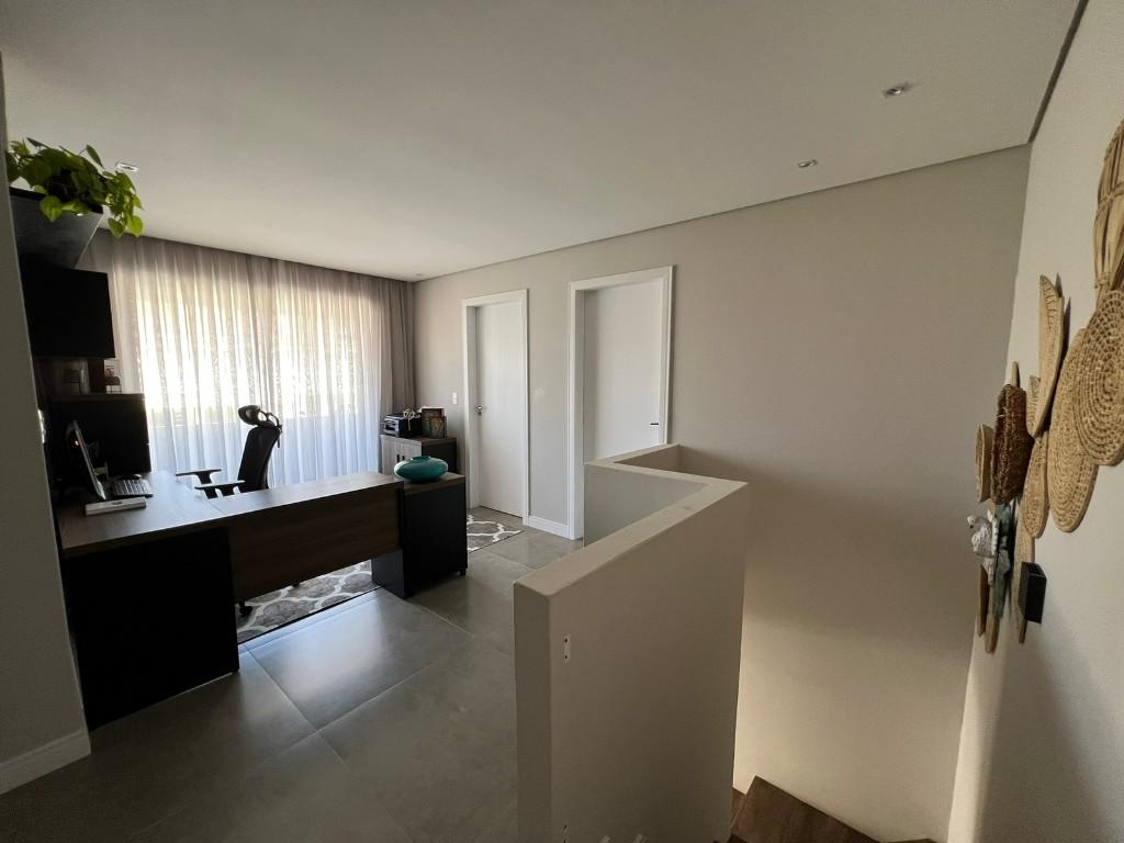 Casa em Pinheira, Palhoça. 4 quartos, 240m². Imagem 8 de 21